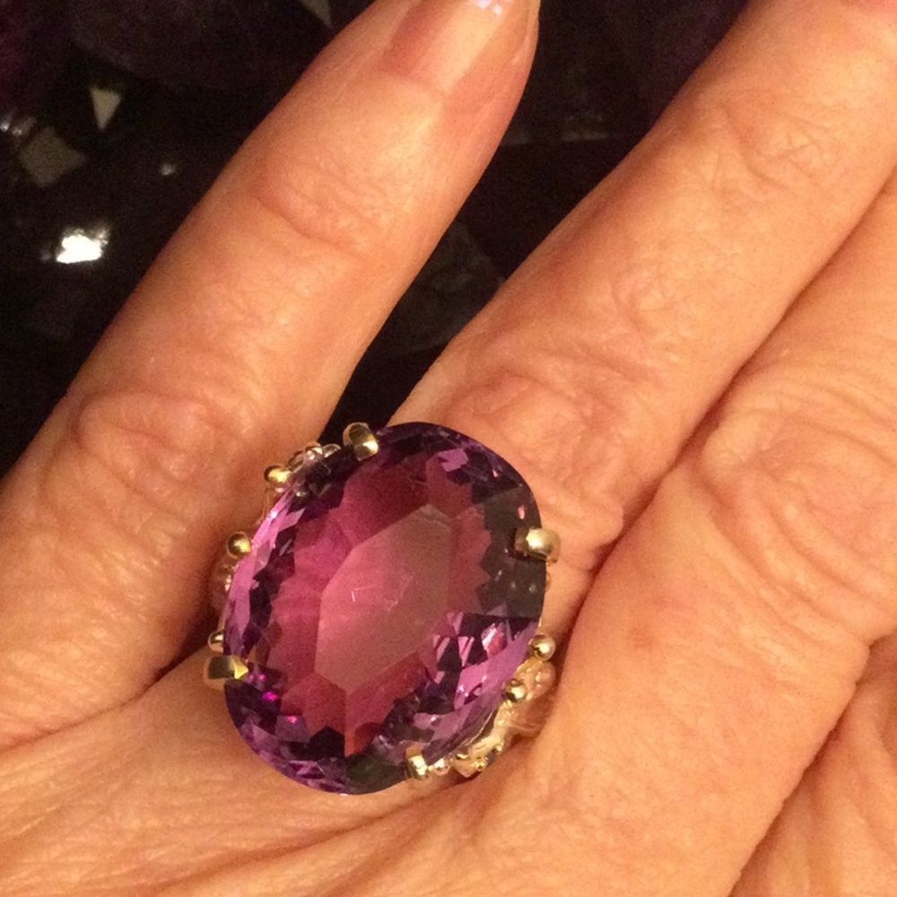 Extra Fancy Cut AAA+ Genuine Amethyst 25 CTW Ring - Picture 5 of 13